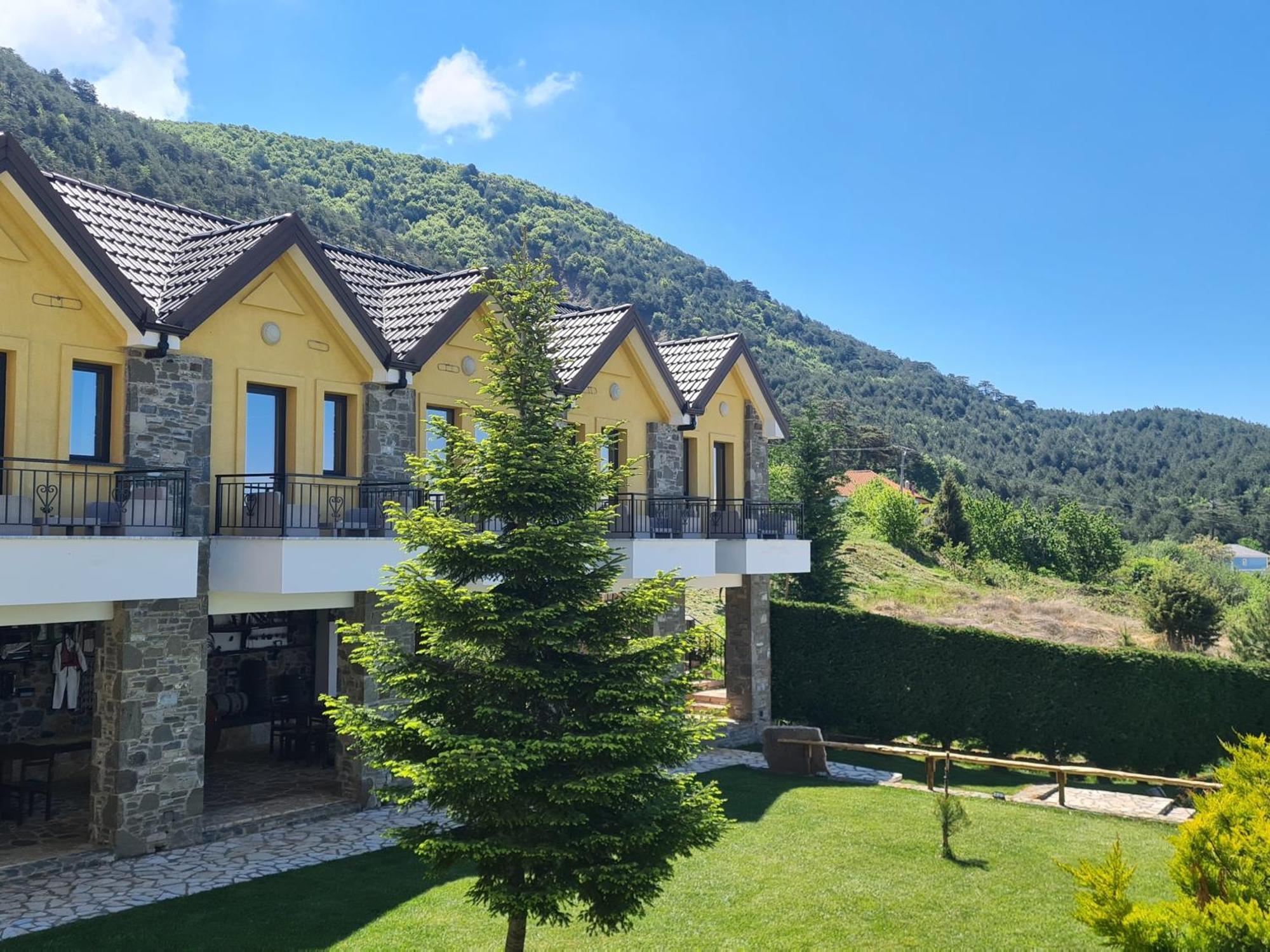 Sofra E Shpatit Hotel Elbasan Exterior foto